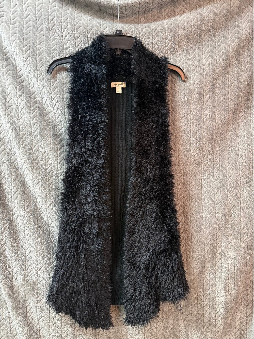 One World Black Faux Fur and Knit Sleeveless Vest